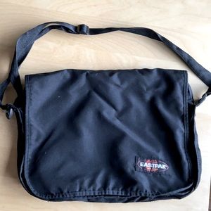 Vintage Eastpak Messenger Bag